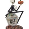 Jack Skellington Auf Grabstein Sammelfigur 21cm -Halloween Kostüme jack skellington auf grabstein mit halloween kuerbis sammelfigur 21 cm nightmare before christmas sammelfigur nightmare before christmas fanartikel jack skellington fanartikel 53562 1